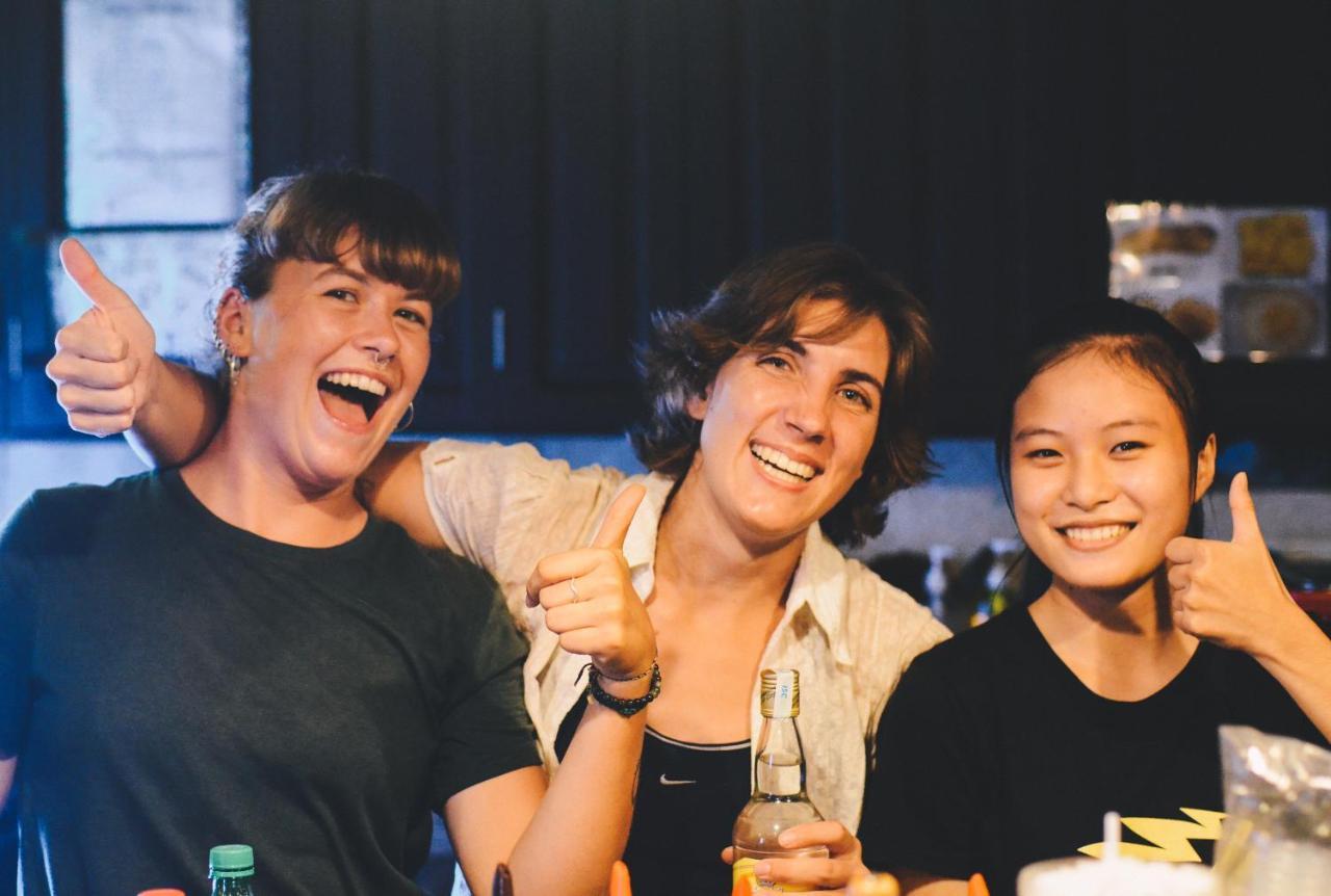 Tribee Kinh Hostel & Bar ฮอยอัน ภายนอก รูปภาพ